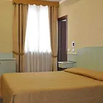 Astoria Hotel
