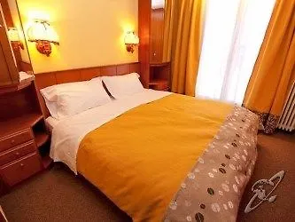فندق Astoria 3*